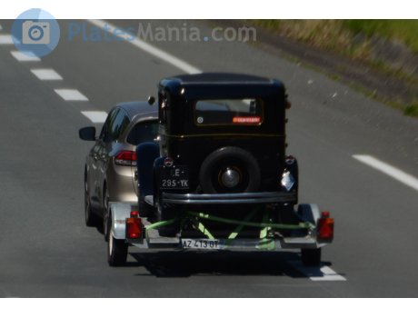 EE-295-YK, Renault Vivaquatre