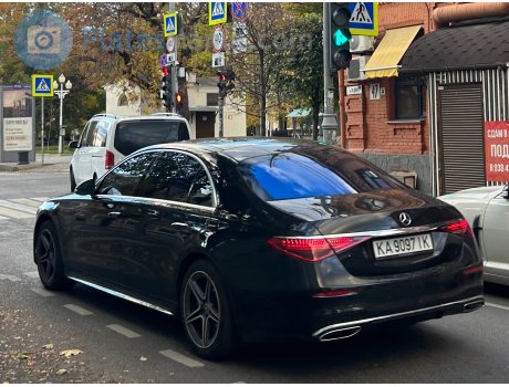 KA 9097 IK, Mercedes-Benz S-Klasse