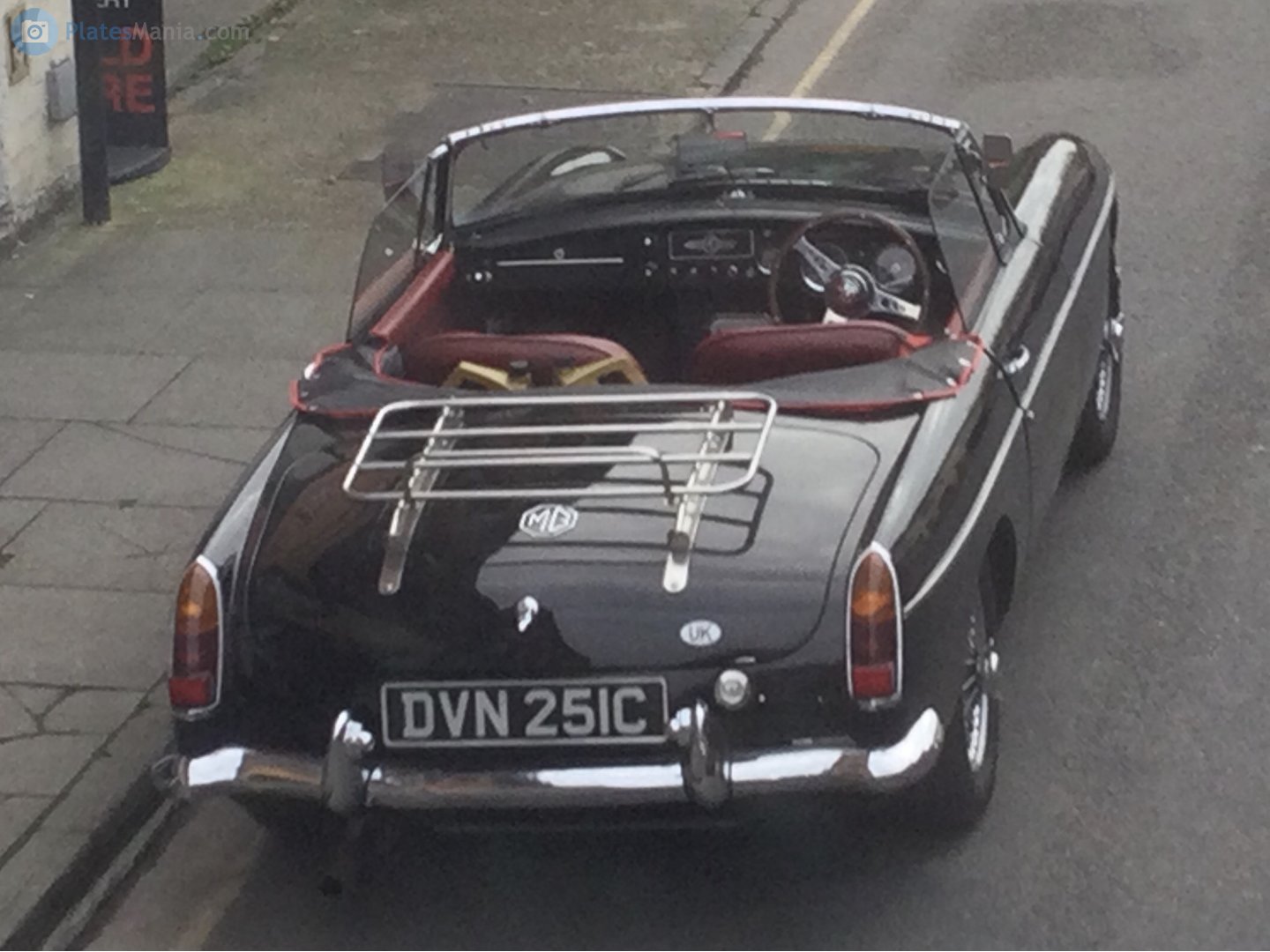 DVN251C, MG B 1st gen Roadster, 1962–1980