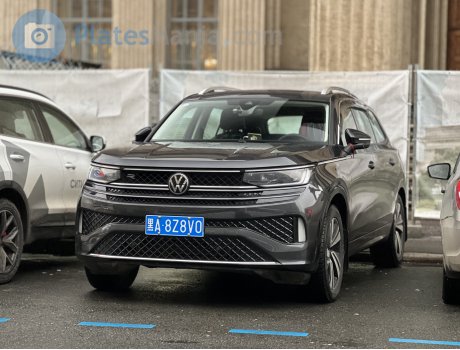 黑A·8Z8V0, Volkswagen Tavendor