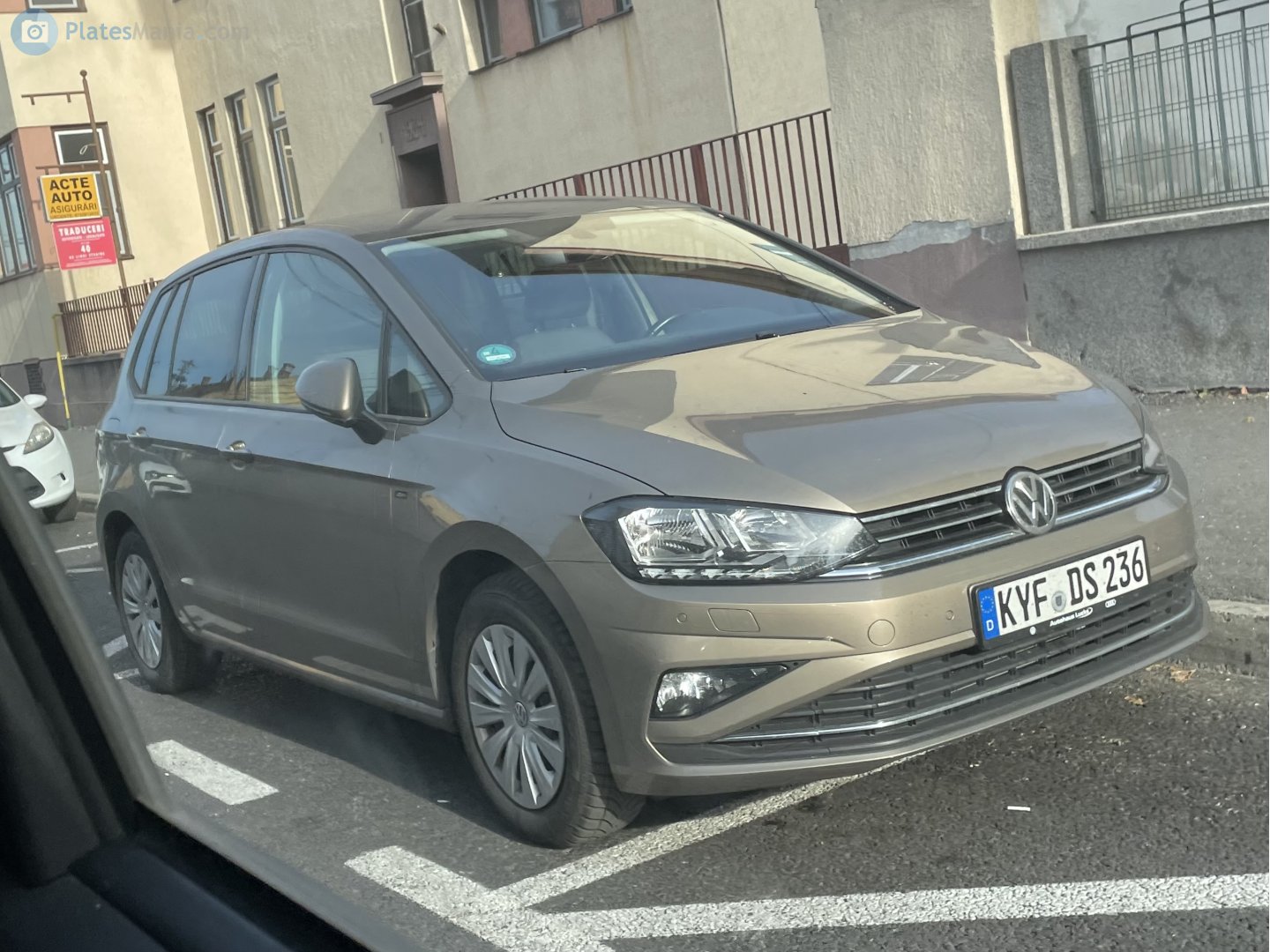 KYF DS 236, Volkswagen Golf Sportsvan 1st gen (5G) (SV), 2014–2020