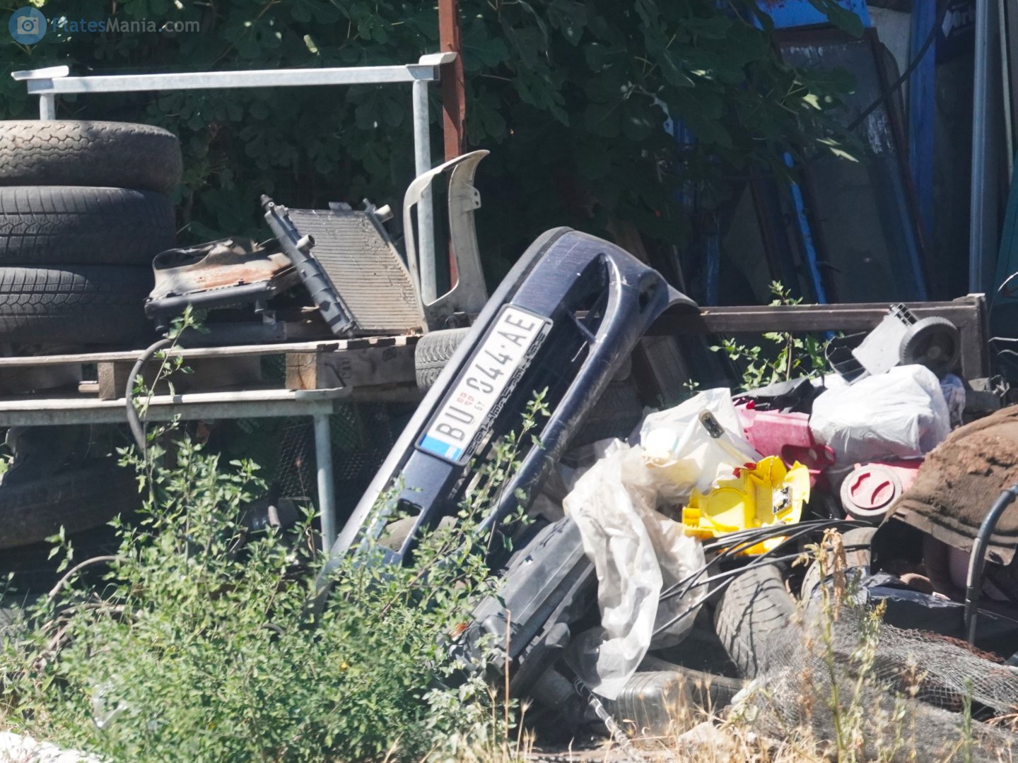 BU 044-AE, License plate without vehicle 