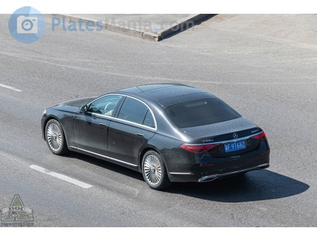 冀F·9T68Z, Mercedes-Benz S-Klasse