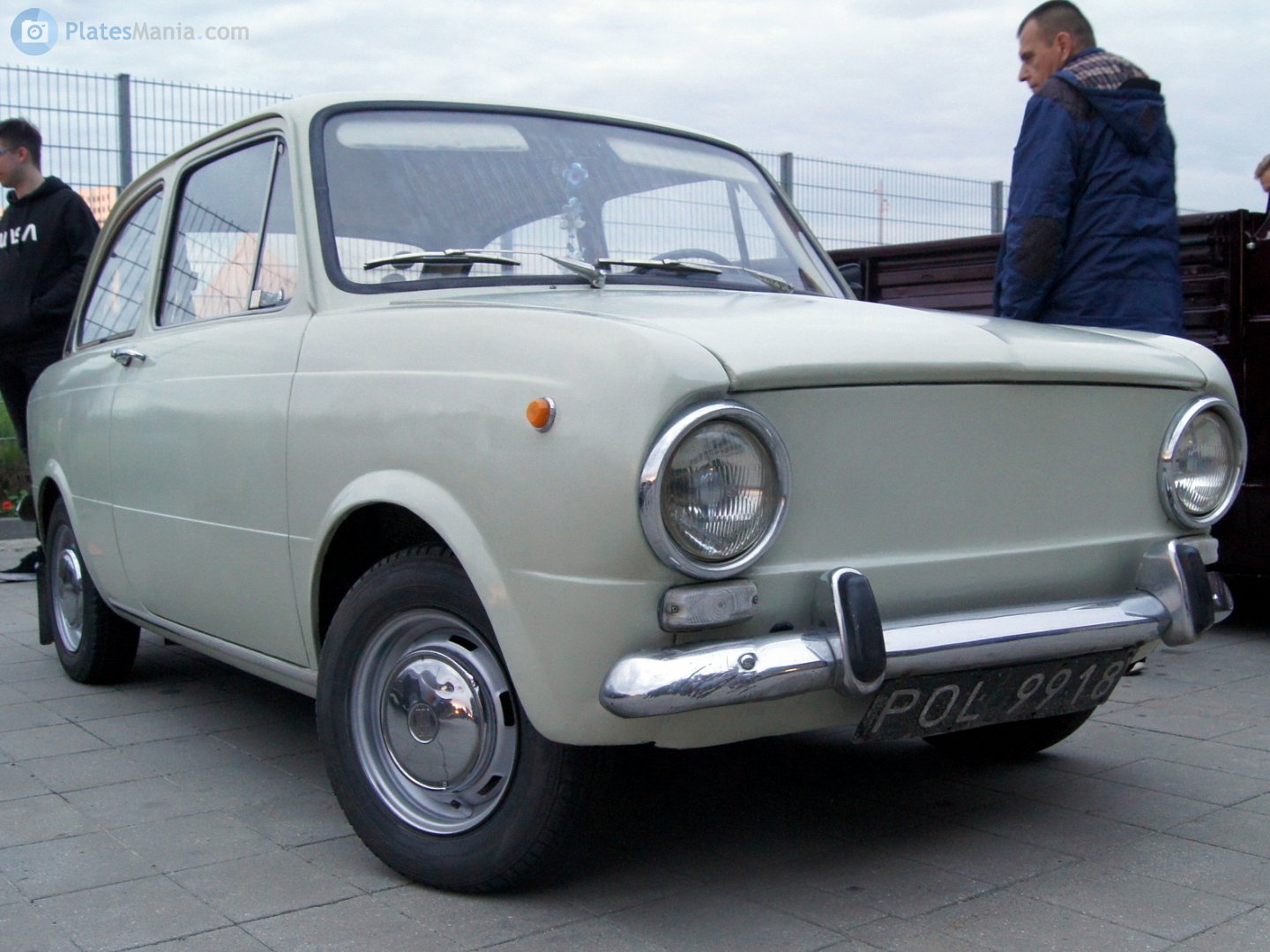 POL 9918, SEAT 850 Berlina, 2 door (EA/ED), 1966-1974