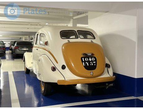 1040 UY 57, Peugeot 402