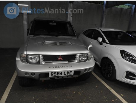 R584 LVE, Mitsubishi Pajero Evolution