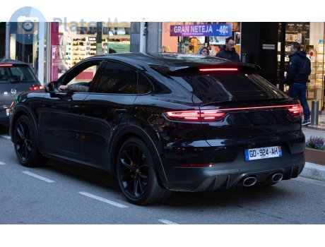 GD-924-AH, Porsche Cayenne