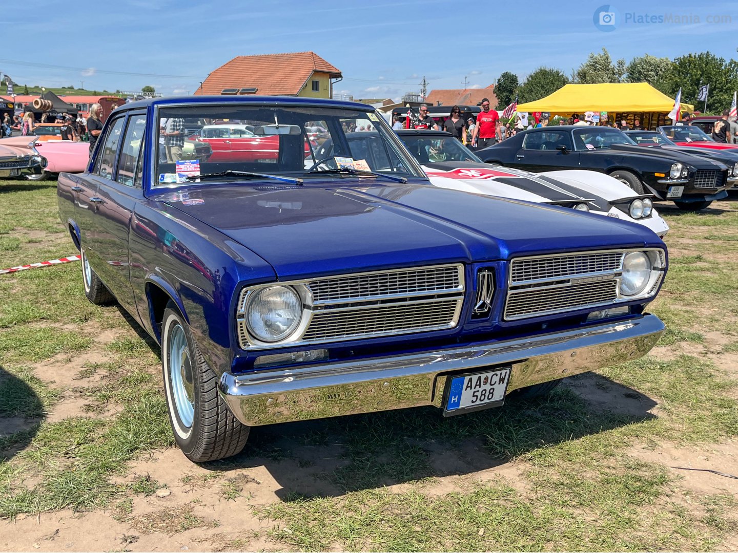 AA CW-588, Plymouth Valiant 3rd gen 1967 4-door Sedan (CV1/CV2; A-body), 1966–1967