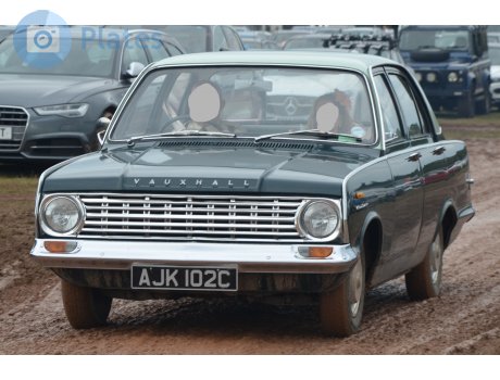 AJK 102C, Vauxhall Victor