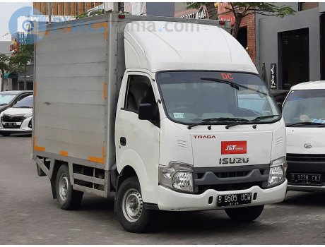 B 9505 UCW, Isuzu Traga