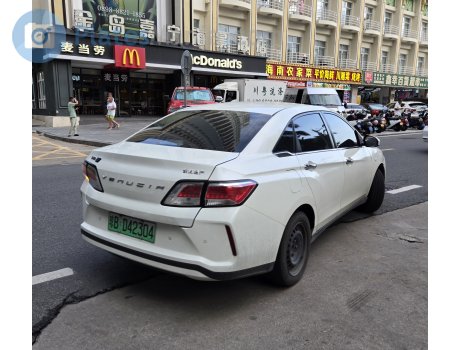 琼B·D42304, Venucia D60