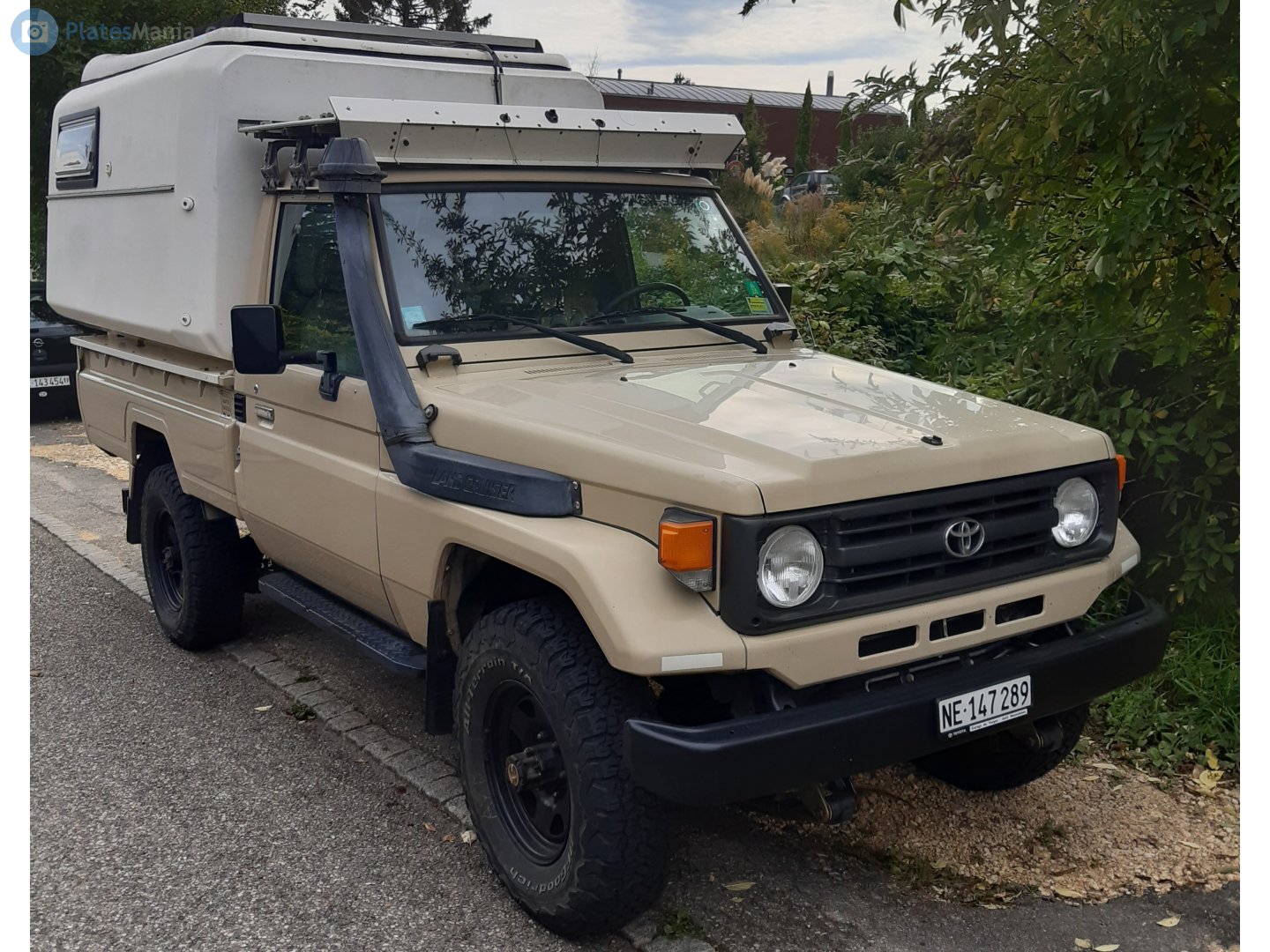 NE 147289, Toyota Land Cruiser 70 Pickup (J75/J79), 1984–2007