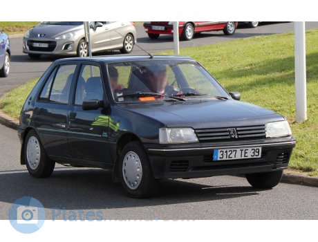 3127 TE 39, Peugeot 205