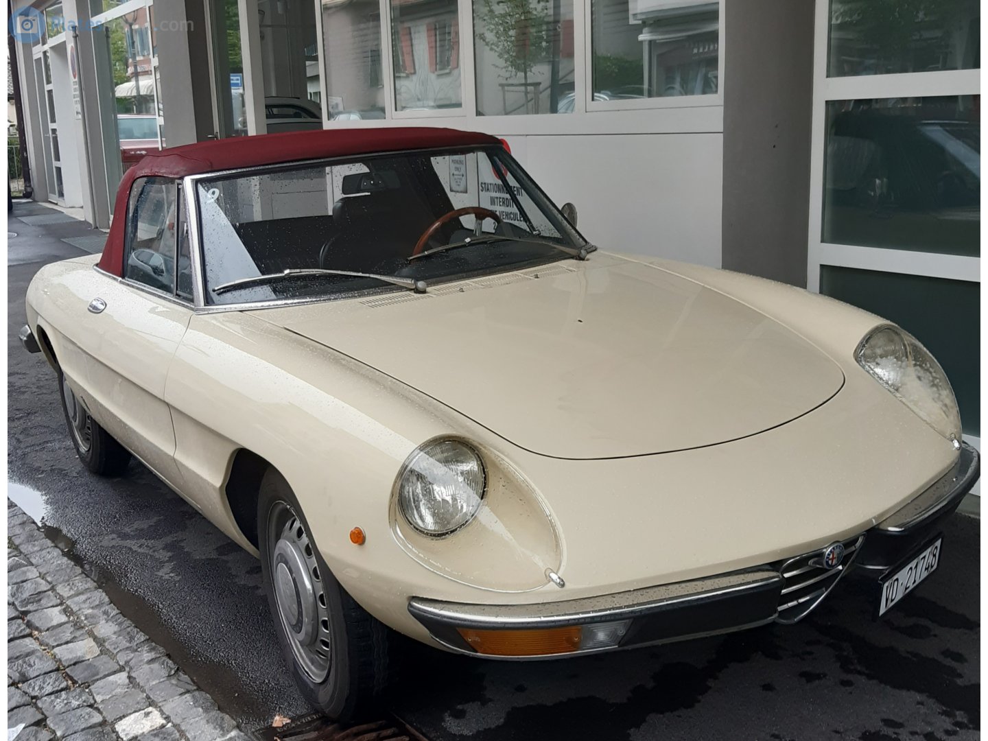 VD 21748, Alfa Romeo 1750 1st gen Spider Veloce (105), 1967–1971