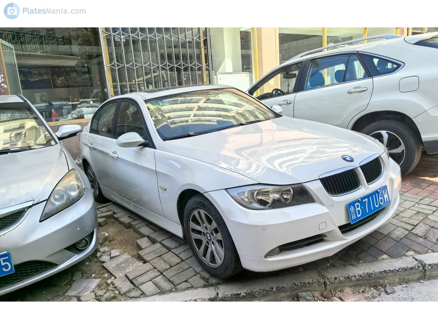 鲁B·71U6W, BMW 3 Series 5th gen Sedan (E90), 2005–2011