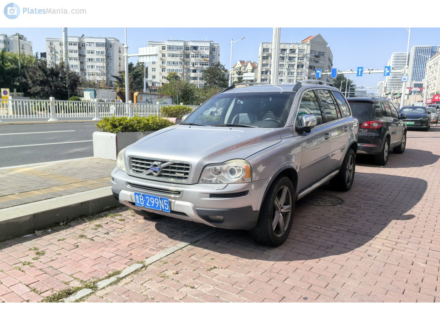鲁B·299N5, Volvo XC90 1st gen (275), 2002–2014