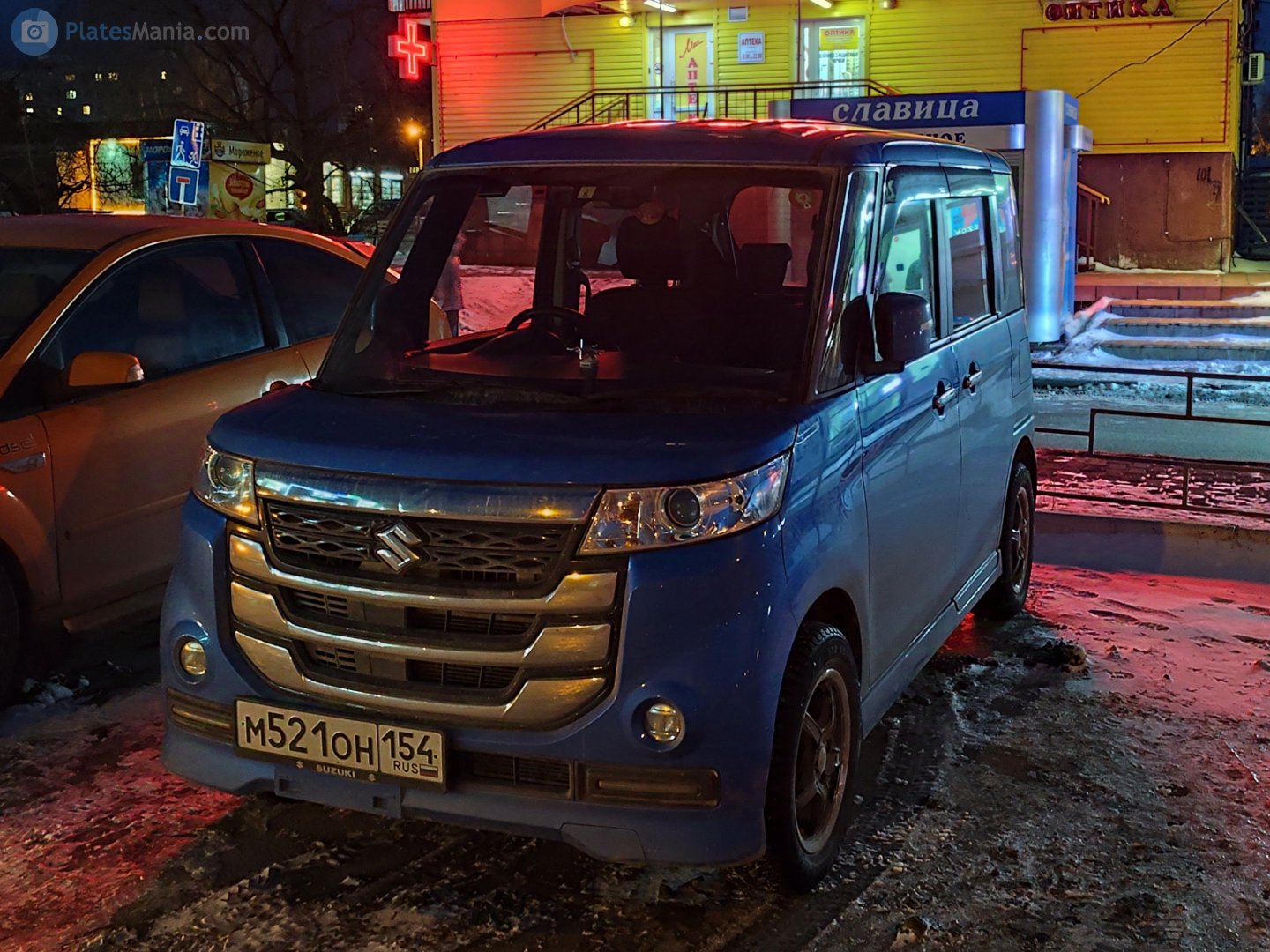 м 521 он 154, Suzuki Spacia 1st gen Custom Z (MK42S), 2016–2017
