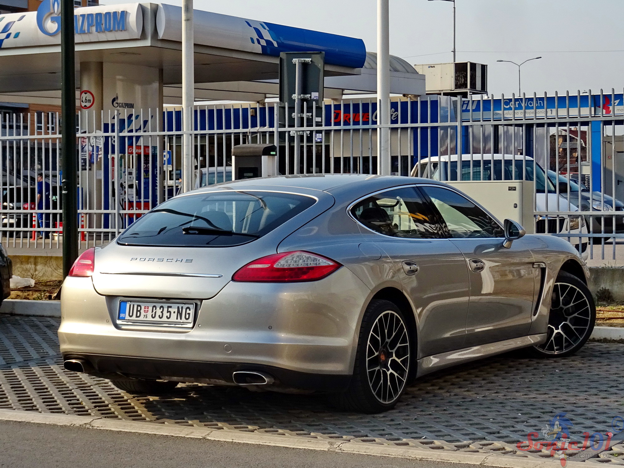 UB 035-NG, Porsche Panamera 1st gen (970), 2009–2013