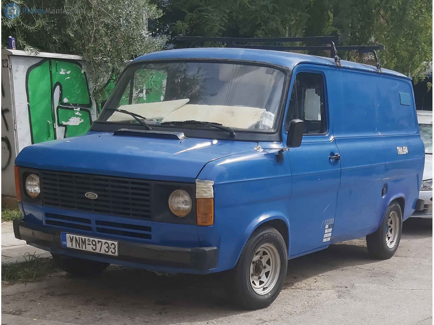 YNM-9733, Ford Transit 1st gen Van (Mk2), facelift, 1977–1986