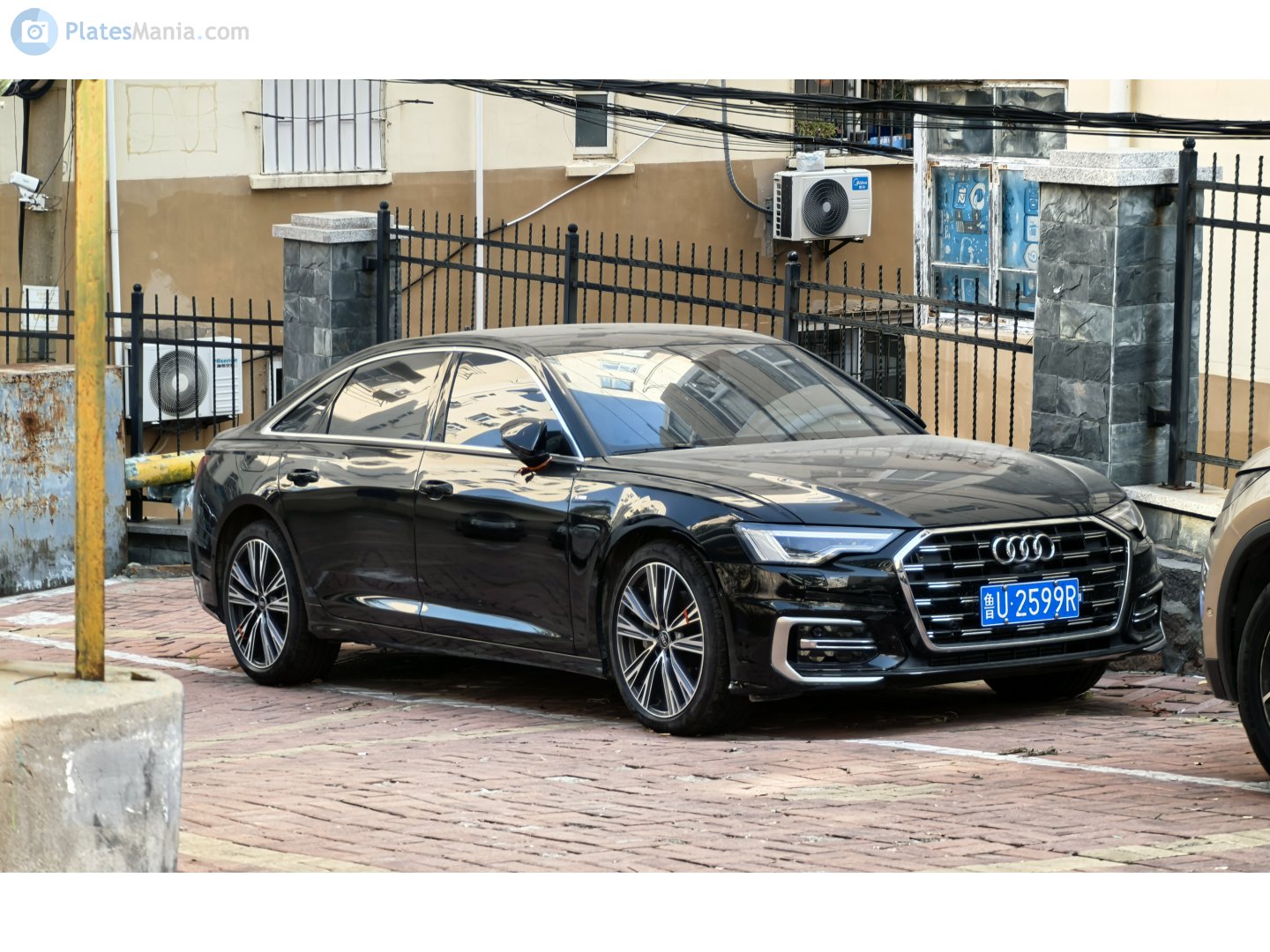 鲁U·2599R, Audi A6 5th gen Sedan (C8/4K2), 2018–