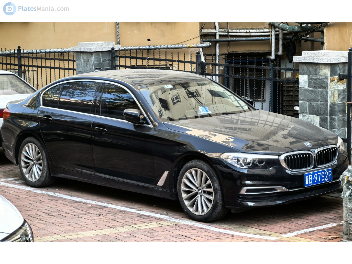 鲁B·97S2P, BMW 5 Series 7th gen Sedan (G30/G38), 2017–2020