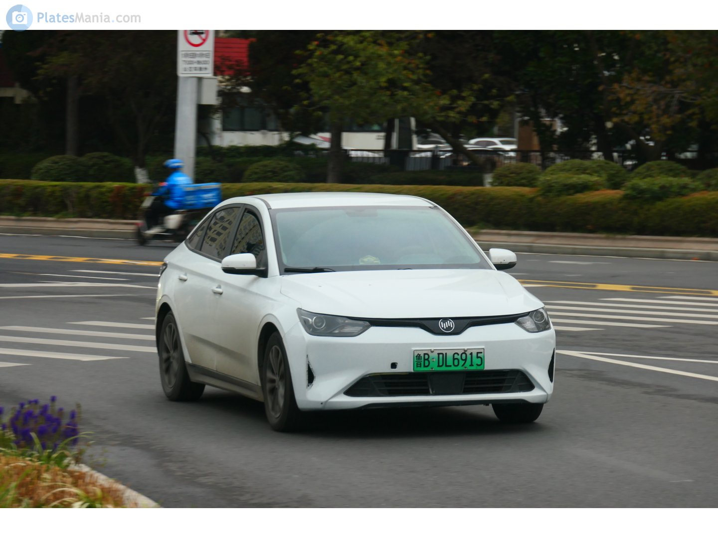 鲁B·DL6915, Weltmeister E.5 