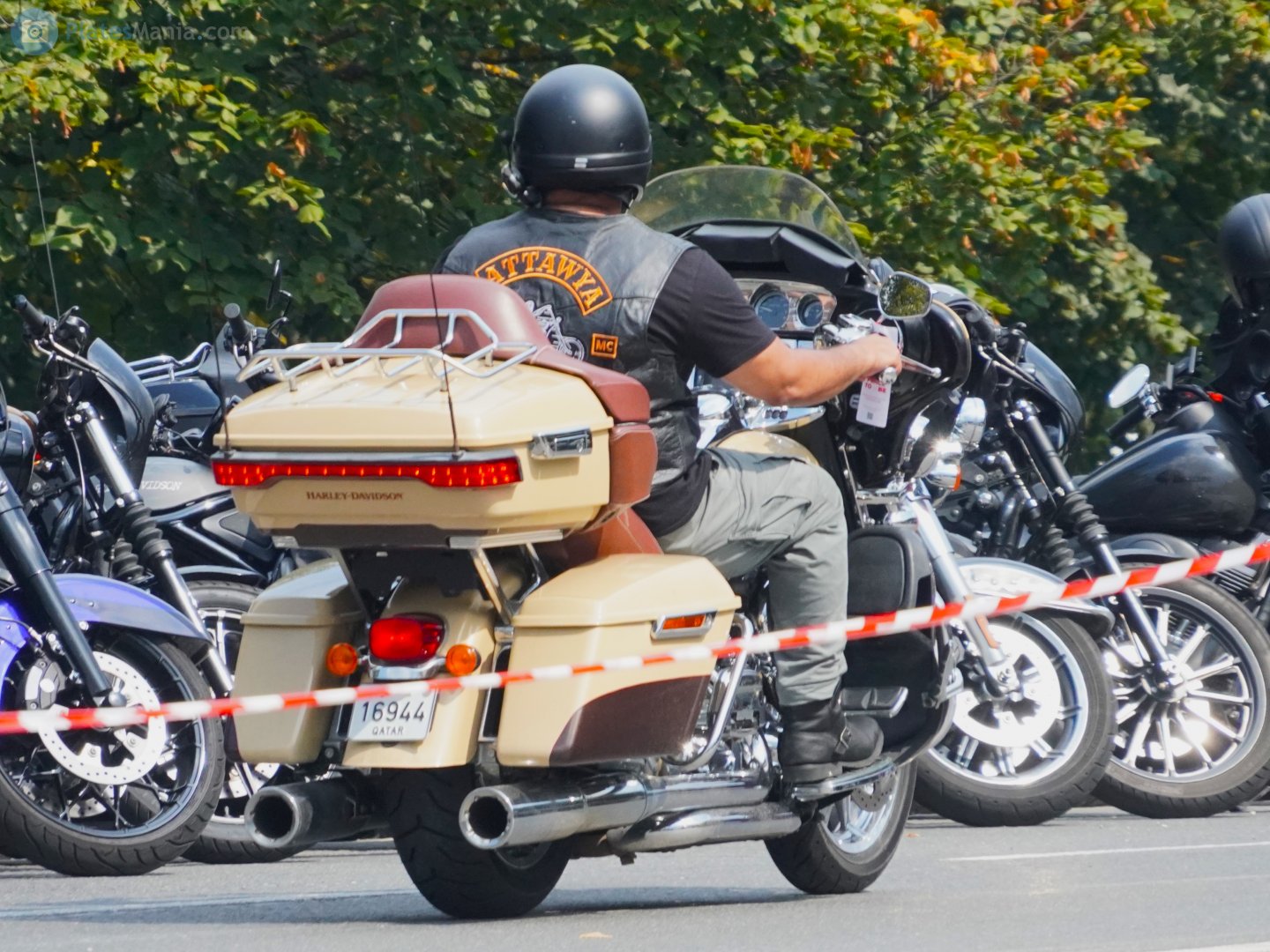 16944, Harley-Davidson FL 