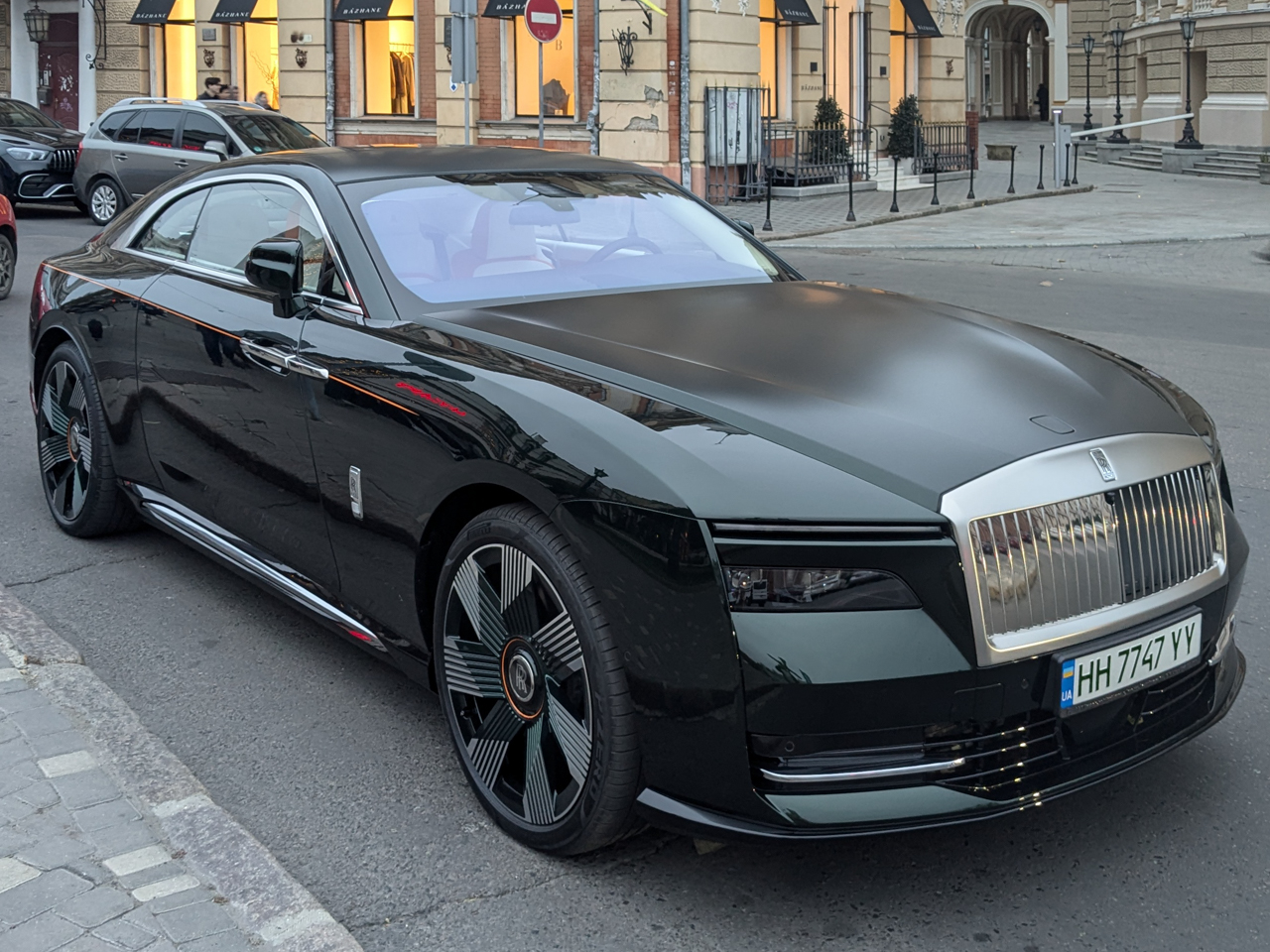 HH 7747 YY, Rolls-Royce Spectre 1st gen, 2023–