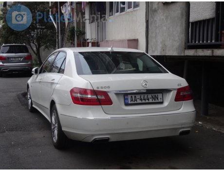 AA-444-NN, Mercedes-Benz E-Klasse