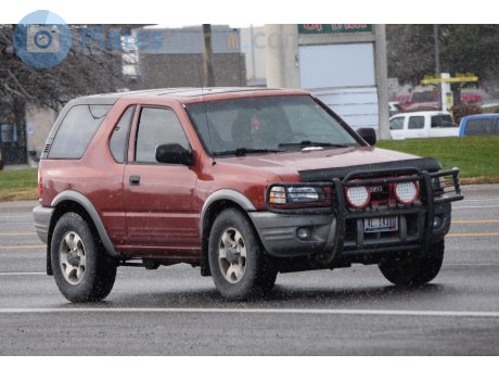 4L 1438U, Isuzu Amigo