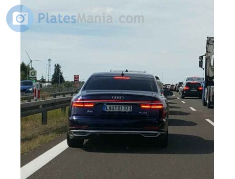 LAU DI 333, Audi A8