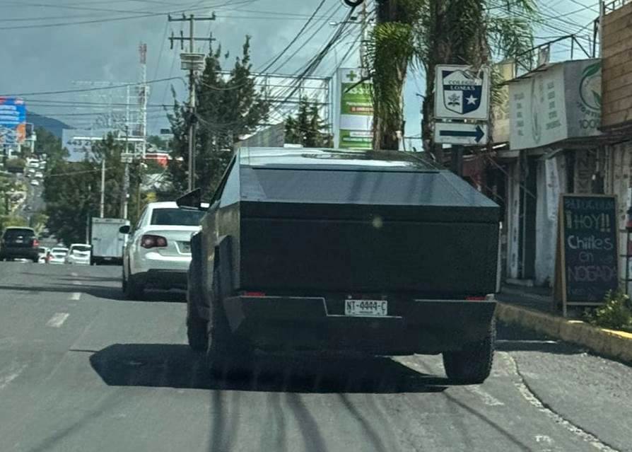 NT-4444-C, Tesla Cybertruck 1st gen, 2023–