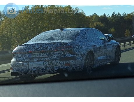 HN AD 9026, Audi A6