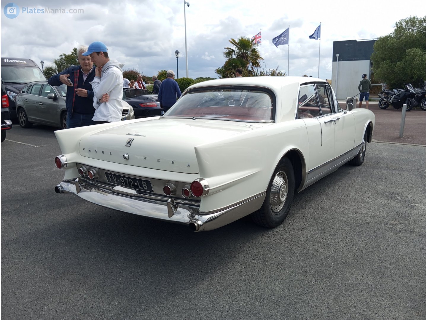 FV-972-LB, Facel Vega Excellence 