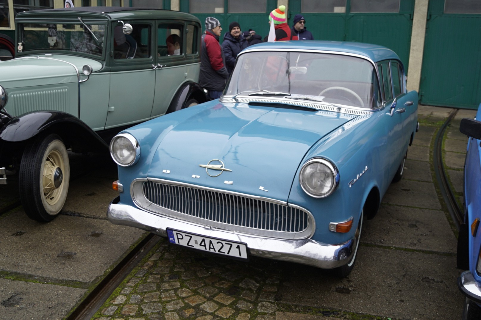 PZ 4A271, Opel Rekord 4-door Sedan (P2), 1960–1963