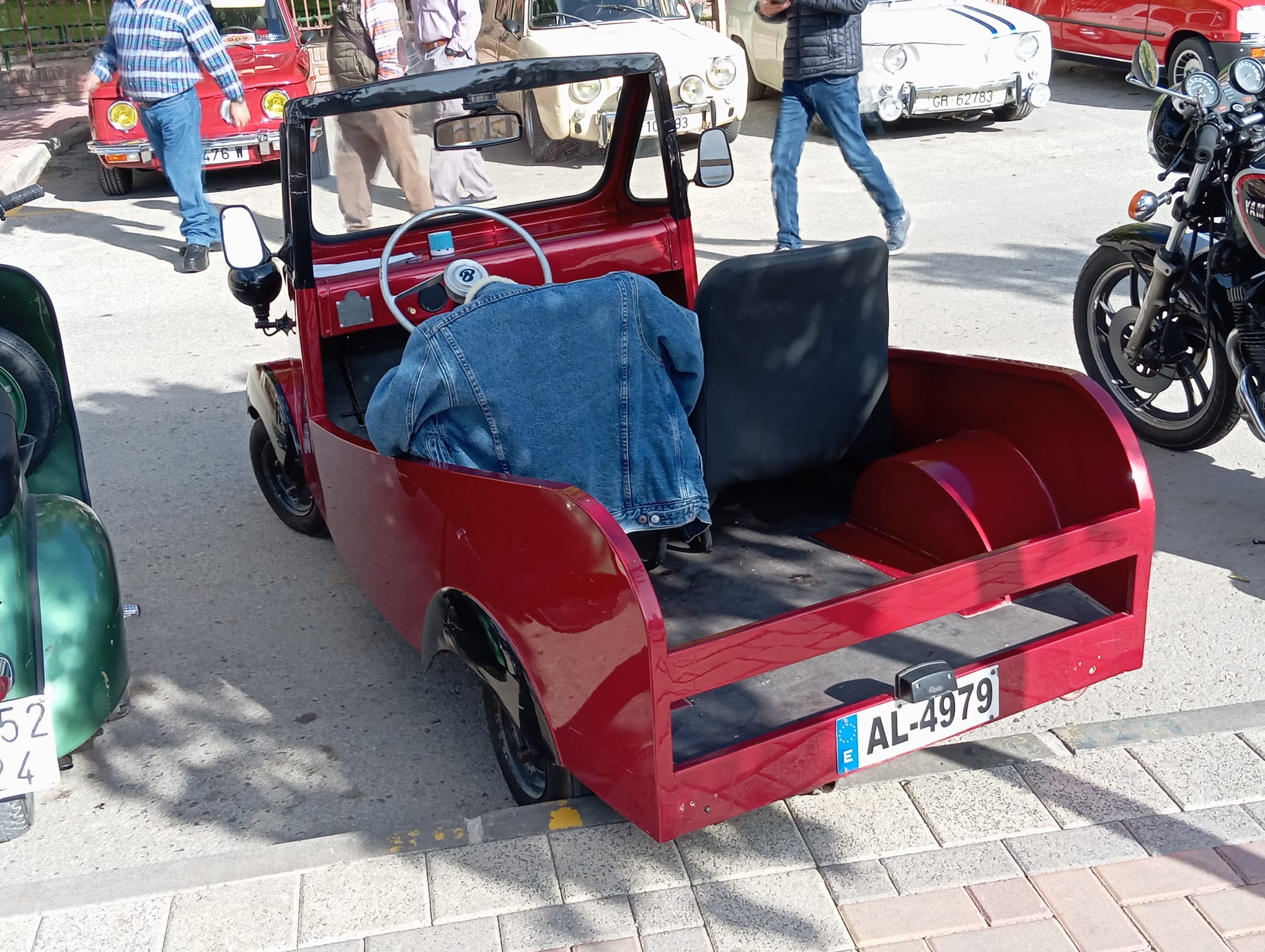 AL-4979, Biscúter 100 