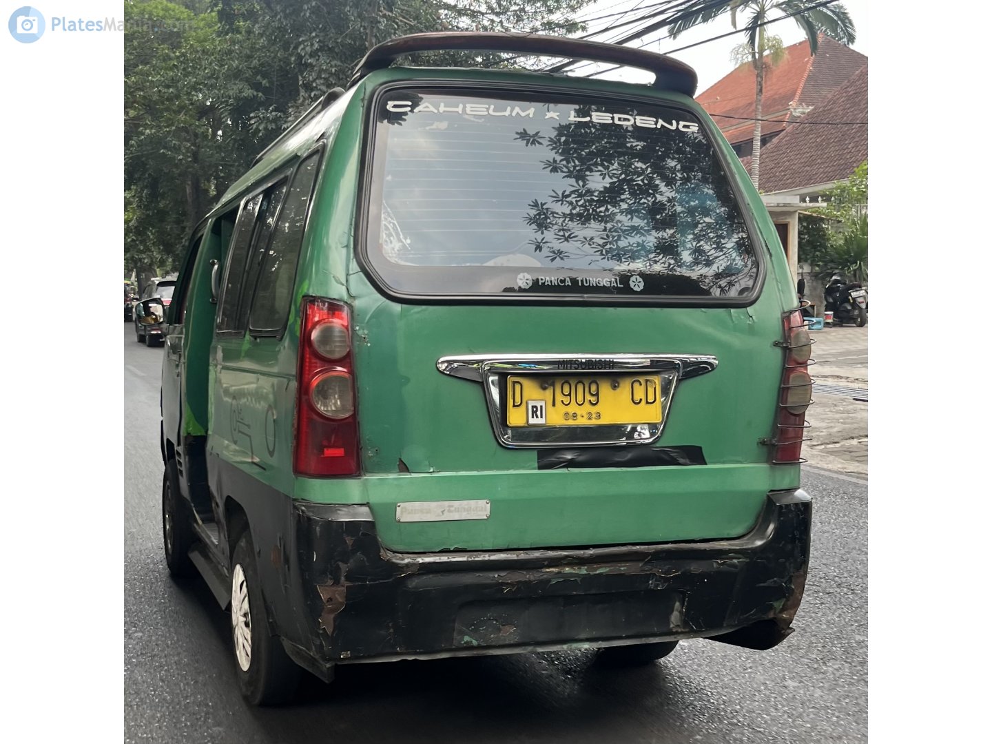D 1909 CD, Mitsubishi Colt T120 Van, facelift, 1974–1979