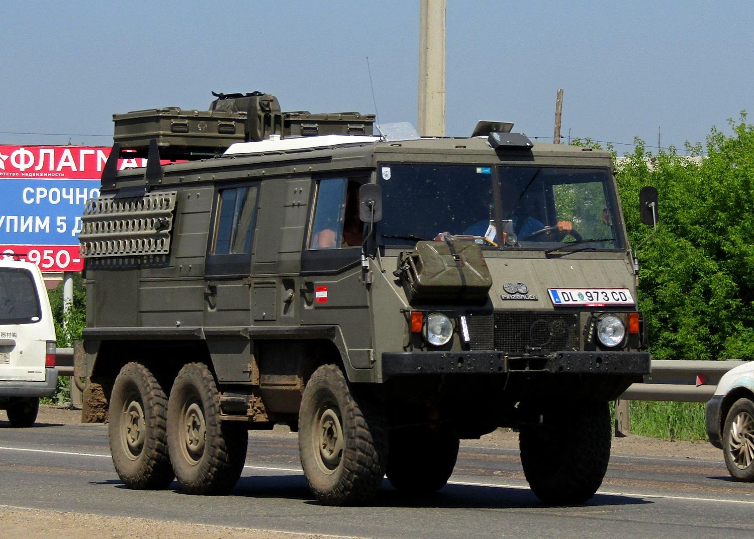 DL 973 CD, Steyr Daimler-Puch Pinzgauer 