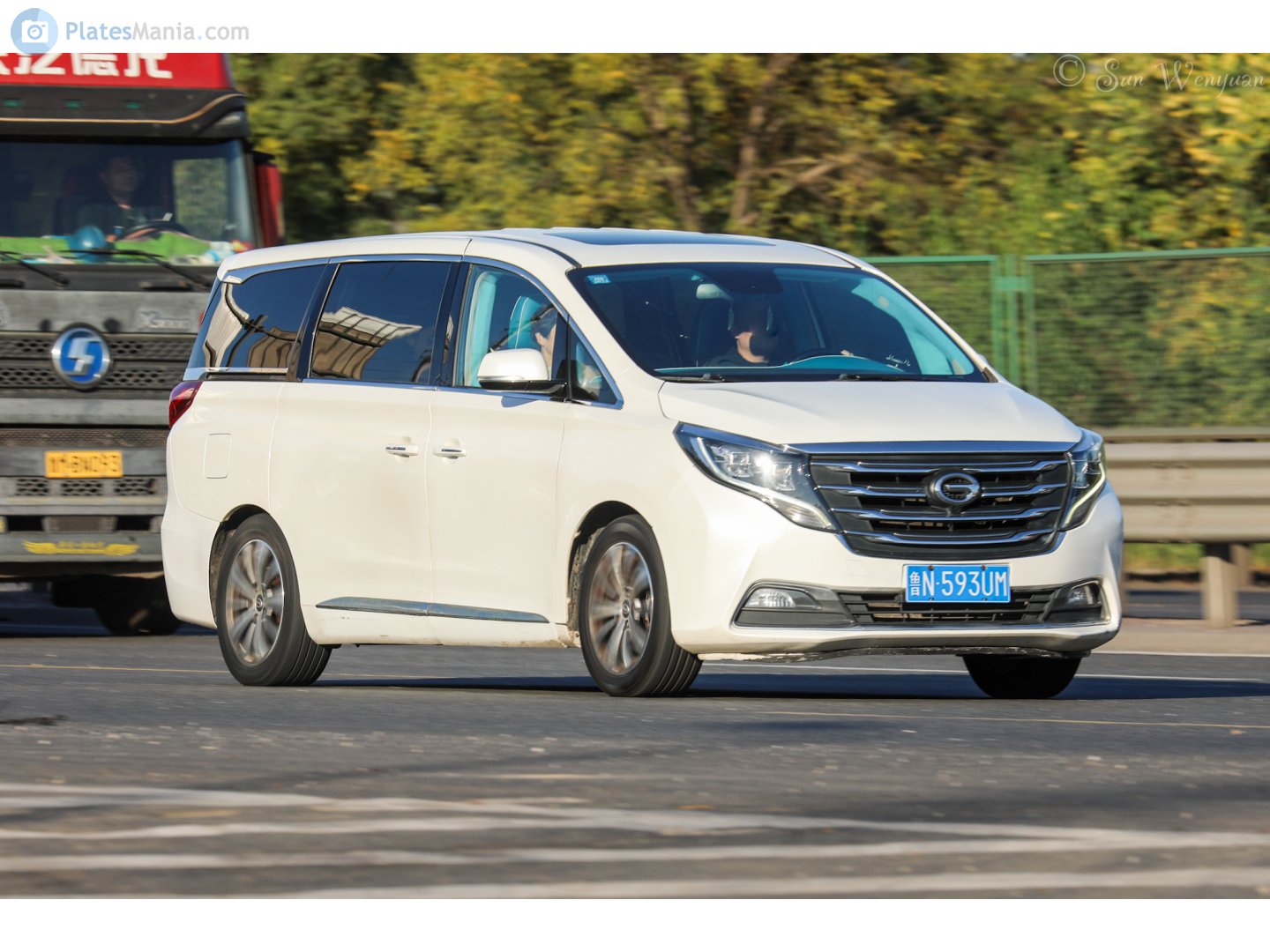 鲁N·593UM, Trumpchi M8 1st gen (GM8), 2017–2020