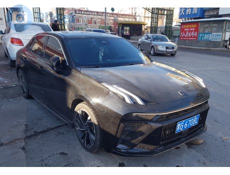 黑G·6708L, Lynk & Co 03