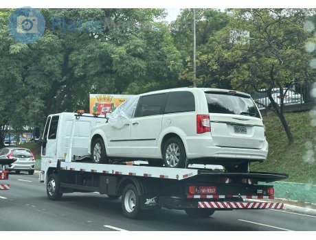 DOG-5952, Chrysler Town&Country