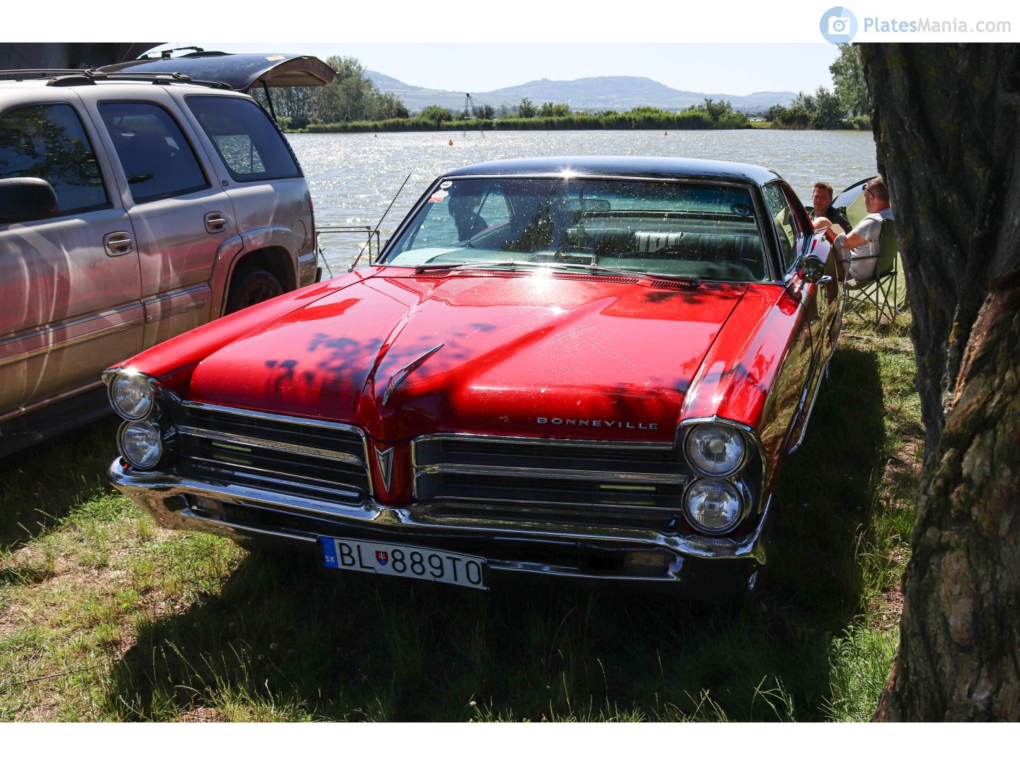 BL-889TO, Pontiac Bonneville 4th gen 1965 2-door Hardtop (26237/26287; B-body), 1964–1965