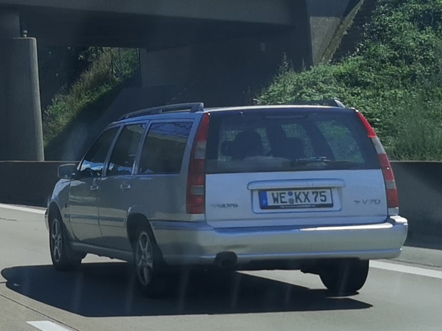 WE KX 75, Volvo V70 1st gen (875/876), 1996–2000