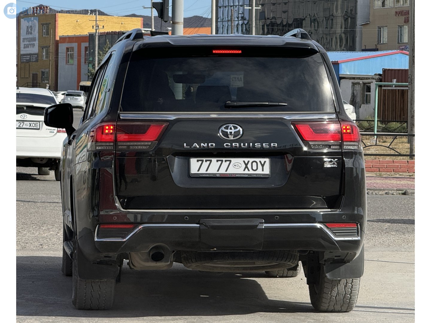 7777 ХОҮ, Toyota Land Cruiser 300 (J300), 2021–