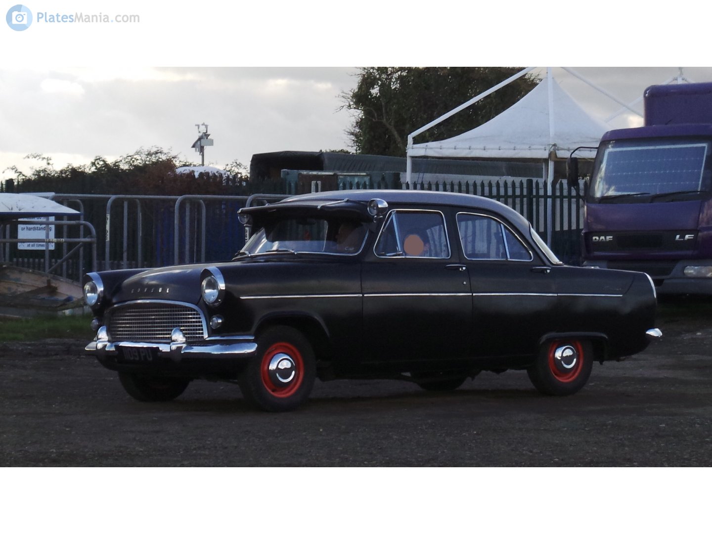 1109PU, Ford Consul 2nd gen Sedan (204E/205E), 1956–1962
