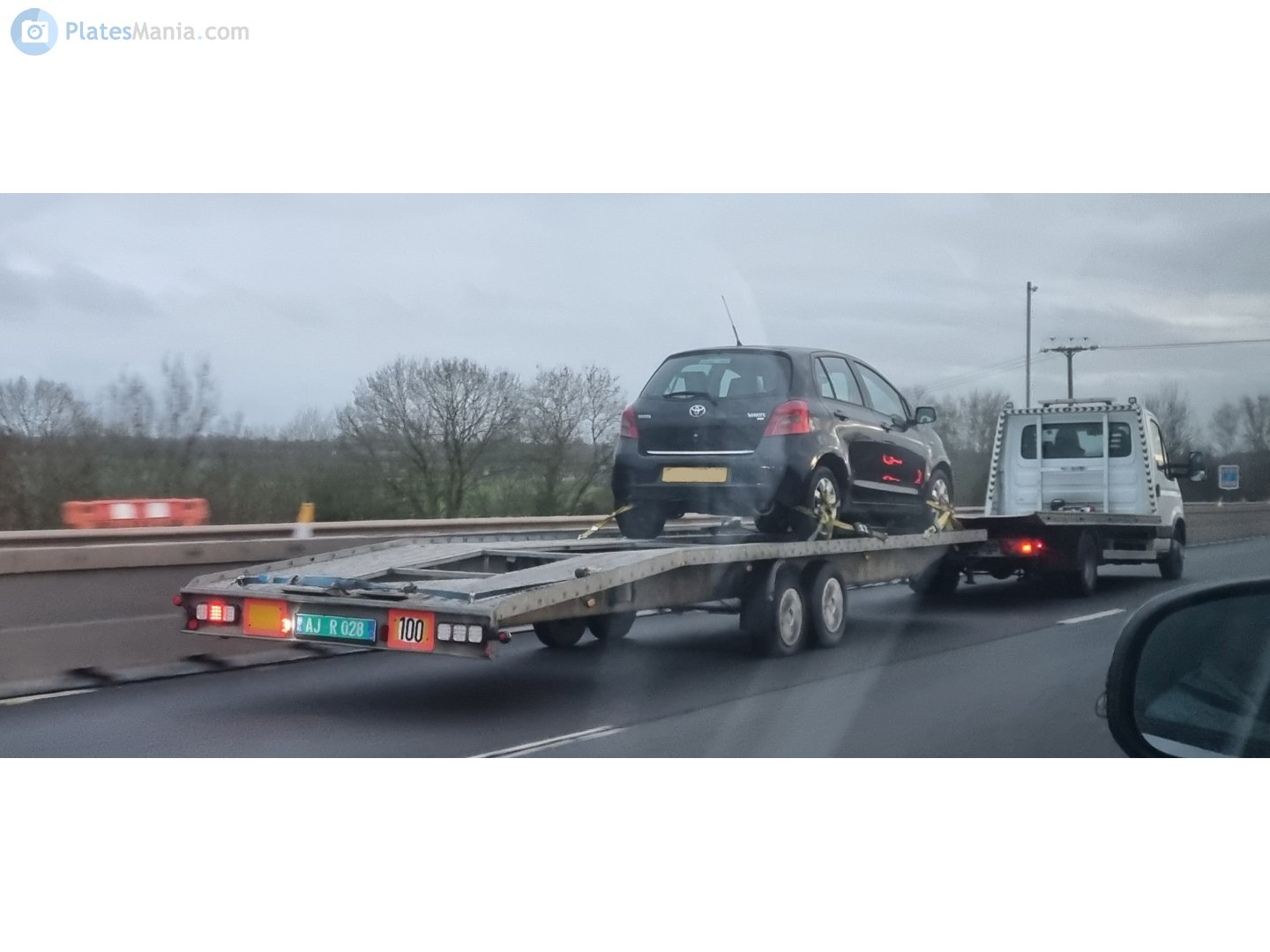 AJ R 028, Boro Trailers 