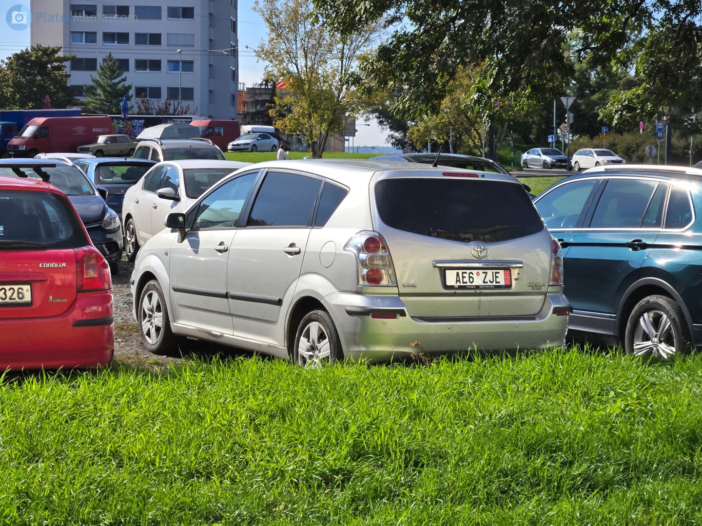 AE6 ZJE, Toyota Corolla Verso 2nd gen (AR10), 2004–2009