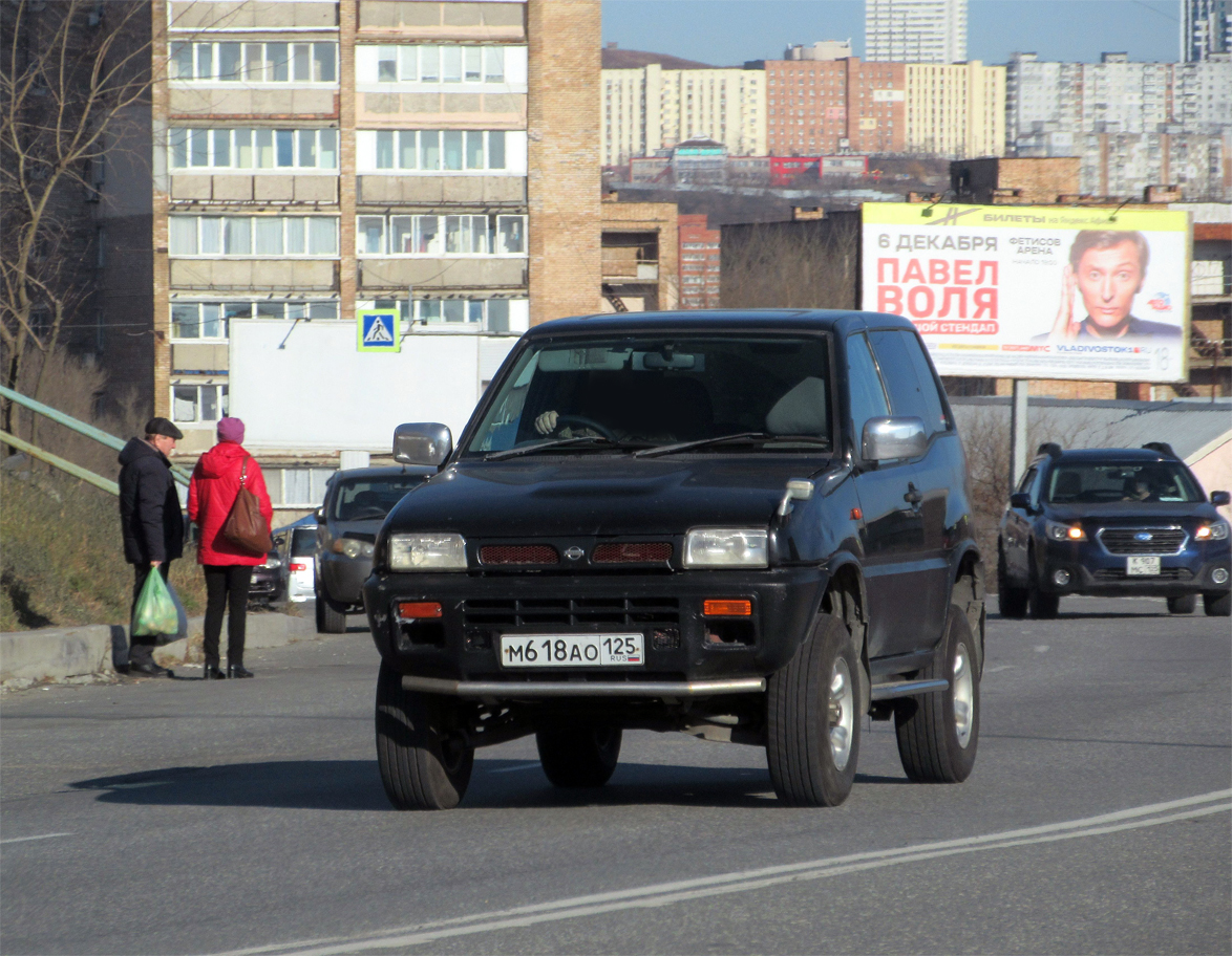 м 618 ао 125, Nissan Mistral 1st gen 3-door SUV (R20; JP-market), 1995–1998