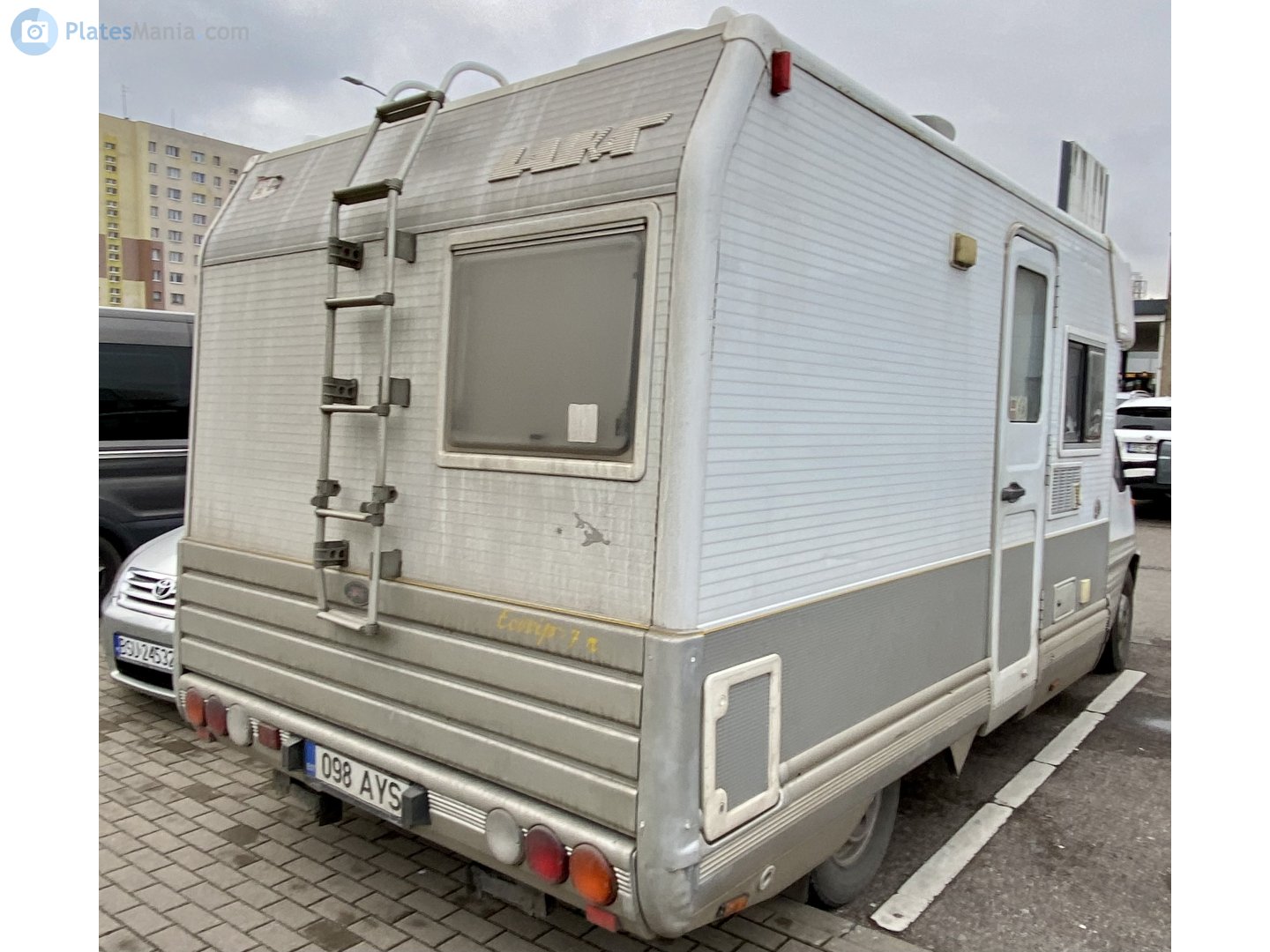 098 AYS, Laika Ecovip 