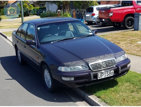 UP1586, Holden Calais